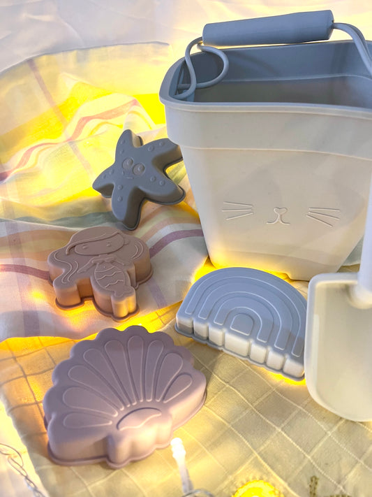 Set Secchiello e Formine Grigio chiaro